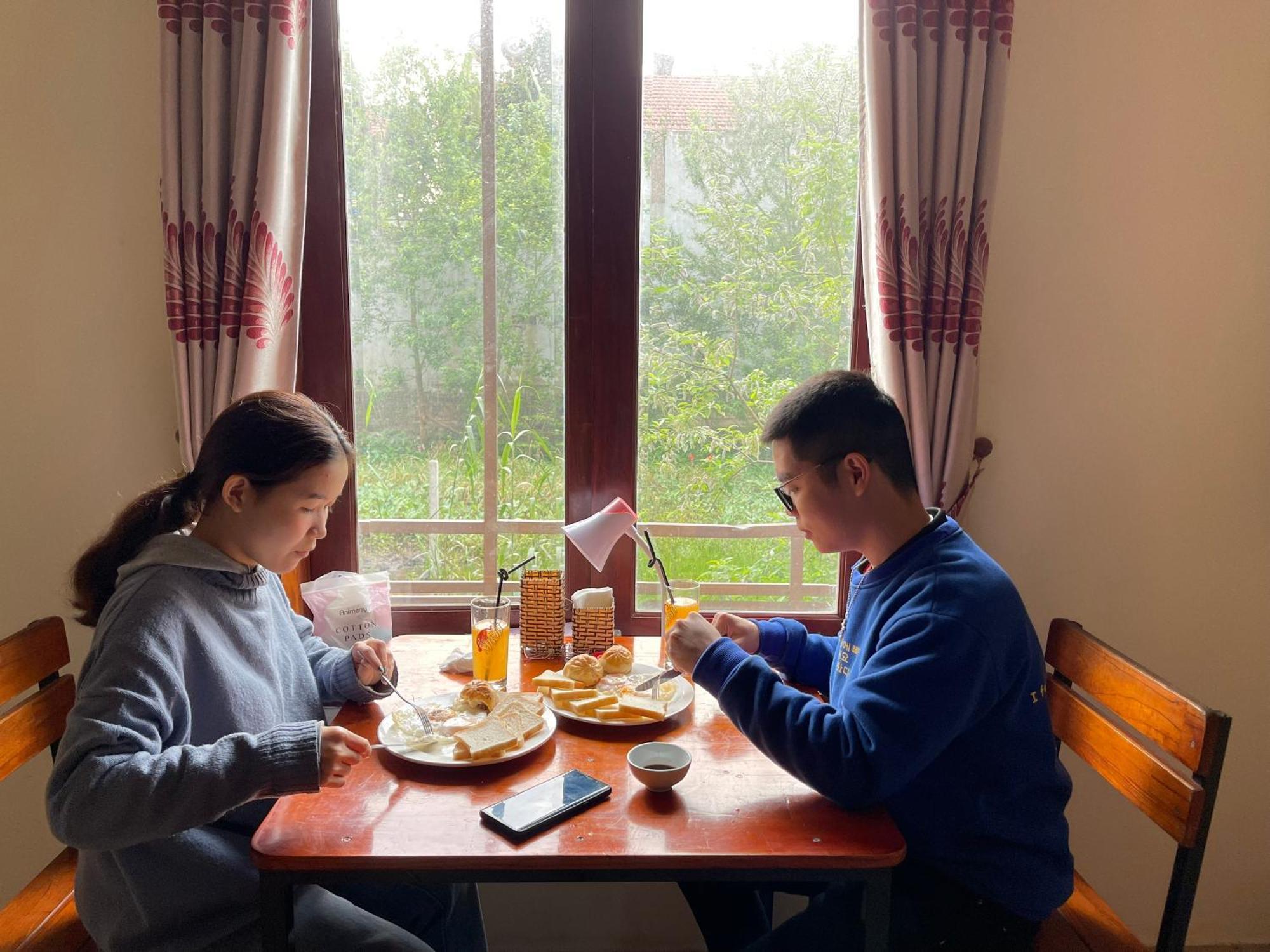 Cozy Son Hotel Ninh Binh Bilik gambar